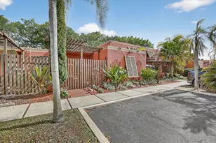 1533 Fairway Rd, Pembroke Pines, FL 33026 - Photo 2