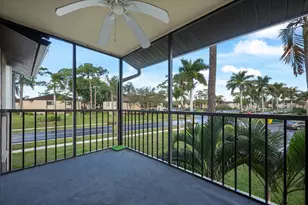 410 Pine Glen Ln, Greenacres, FL 33463 - Photo 16