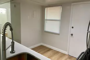 1401 NE 191st St, Miami, FL 33179 - Photo 8