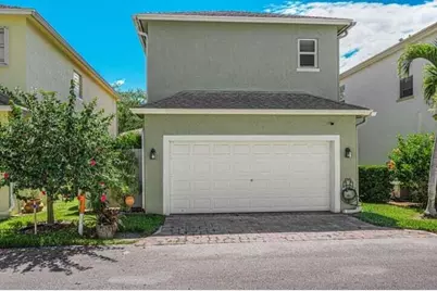 2036 SE Avon Park Drive, Port Saint Lucie, FL 34952 - Photo 10
