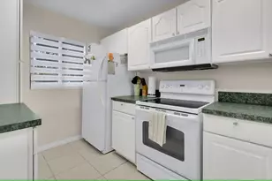 10102 S Ocean Dr, Jensen Beach, FL 34957 - Photo 36