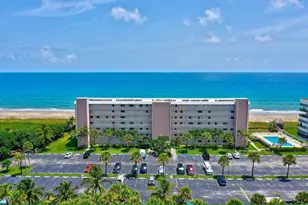 10102 S Ocean Dr, Jensen Beach, FL 34957 - Photo 4