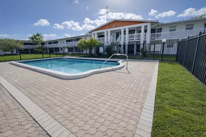 1701 NW 46th Avenue #111, Lauderhill, FL 33313 - Photo 2
