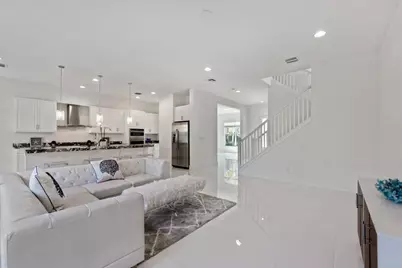 8059 Hobbes Way, Palm Beach Gardens, FL 33418 - Photo 6