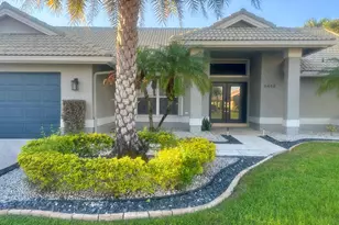 6448 Blue Bay Cir, Lake Worth, FL 33467 - Photo 2