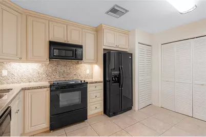 7535 La Paz Boulevard #107, Boca Raton, FL 33433 - Photo 14