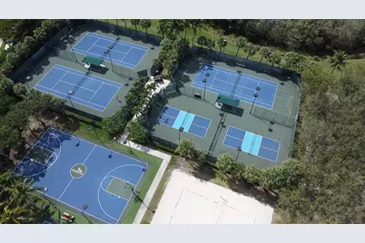 9861 Woodworth Court, Wellington, FL 33414 - Photo 30