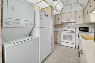 1150 Mahogany Way, Delray Beach, FL 33445 - Photo 10