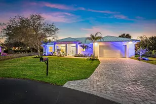 8508 SE Woodwind St, Hobe Sound, FL 33455 - Photo 2