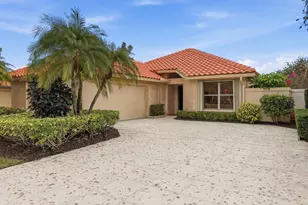 2735 SW Mariposa Cir, Palm City, FL 34990 - Photo 2