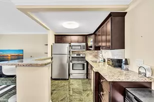 2123 Cambridge F, Deerfield Beach, FL 33442 - Photo 12