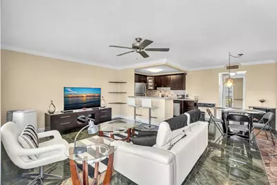 2123 Cambridge F, Deerfield Beach, FL 33442 - Photo 4