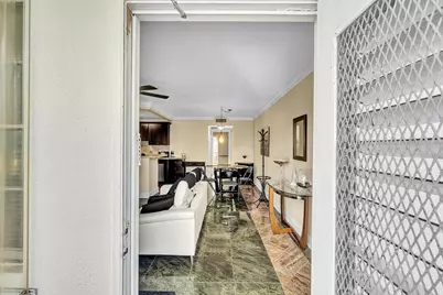 2123 Cambridge F, Deerfield Beach, FL 33442 - Photo 2