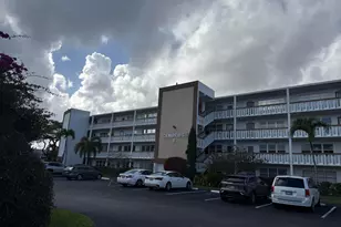 2123 Cambridge F, Deerfield Beach, FL 33442 - Photo 2