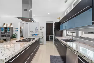 705 Briny Avenue, Pompano Beach, FL 33062 - Photo 12