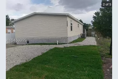 13560 SW 7th Place, Davie, FL 33325 - Photo 2