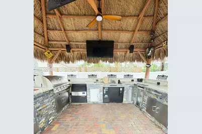 4789 Dolphin Drive, Lake Worth, FL 33463 - Photo 10