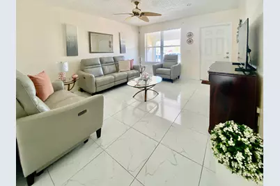 938 Sumter Road E #E, West Palm Beach, FL 33415 - Photo 4