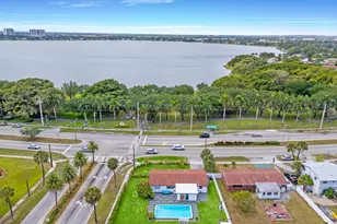 3700 N Australian Ave, West Palm Beach, FL 33407 - Photo 12