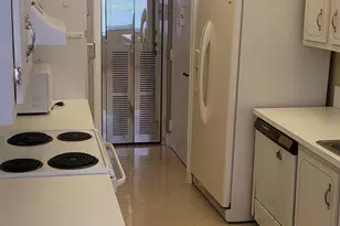 1300 St Charles Pl, Pembroke Pines, FL 33026 - Photo 22