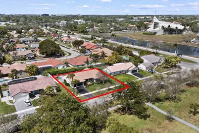 7836 Sunflower Drive, Margate, FL 33063 - Photo 2