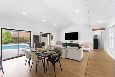 7836 Sunflower Drive, Margate, FL 33063 - Photo 4