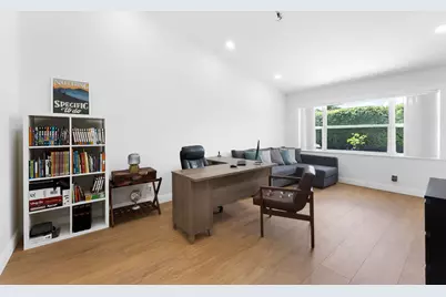 7836 Sunflower Drive, Margate, FL 33063 - Photo 28