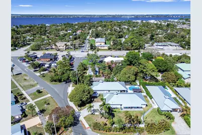 443 SE Dolphin Drive, Stuart, FL 34996 - Photo 24