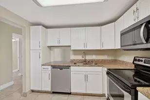 2615 NE 1st Ct, Boynton Beach, FL 33435 - Photo 8