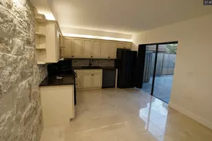 2427 24th Ln, Palm Beach Gardens, FL 33418 - Photo 32