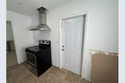 2110 Cortez Boulevard, Fort Pierce, FL 34982 - Photo 8