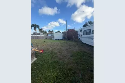 320 Winged Foot Road, Palm Springs, FL 33461 - Photo 38