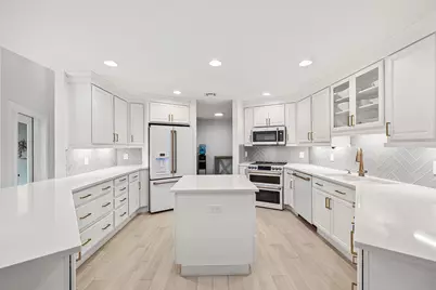 23373 Water Circle, Boca Raton, FL 33486 - Photo 2