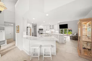 23373 Water Cir, Boca Raton, FL 33486 - Photo 2
