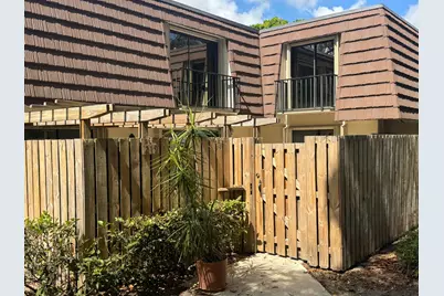 219 2nd Lane, Palm Beach Gardens, FL 33418 - Photo 1