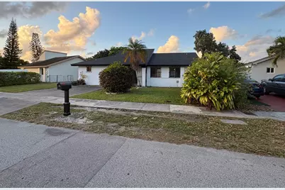 12231 SW 210th Street, Miami, FL 33177 - Photo 2