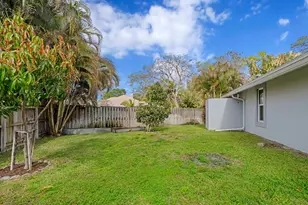 551 Kingsbury Terrace, Wellington, FL 33414 - Photo 44