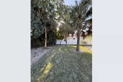 246 NE 10th Street, Delray Beach, FL 33444 - Photo 28