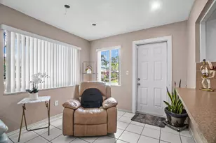 4708 NW 49th Dr, Tamarac, FL 33319 - Photo 18