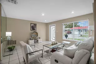 4708 NW 49th Dr, Tamarac, FL 33319 - Photo 6