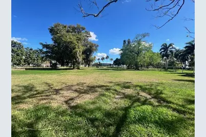 1221 Bacom Point Road, Pahokee, FL 33476 - Photo 28