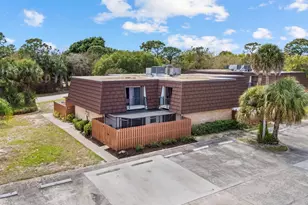 5805 SE Riverboat Dr, Stuart, FL 34997 - Photo 8