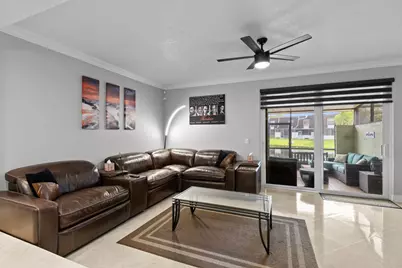 9119 Limetree Lane #169, Pembroke Pines, FL 33024 - Photo 14