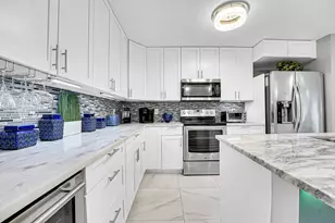 1618 The 12th Fairway, Wellington, FL 33414 - Photo 10