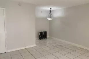 819 SW 9th Ct, Pompano Beach, FL 33060 - Photo 12