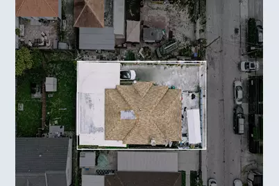 1757 NW 1st Street, Miami, FL 33125 - Photo 2
