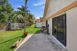 1387 Longarzo Pl, West Palm Beach, FL 33415 - Photo 26