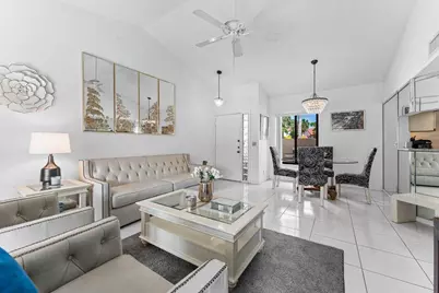 10 Via De Casas Sur #104, Boynton Beach, FL 33426 - Photo 2