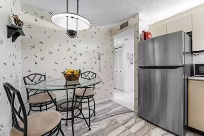 10 Via De Casas Sur #104, Boynton Beach, FL 33426 - Photo 8