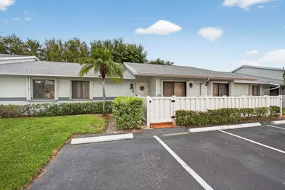 2640 Gately Drive W #406, West Palm Beach, FL 33415 - Photo 4